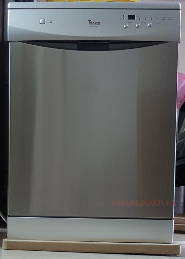 Mặt trước máy