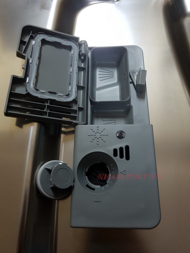Khay đựng chất tẩy rửa, nước bóng
