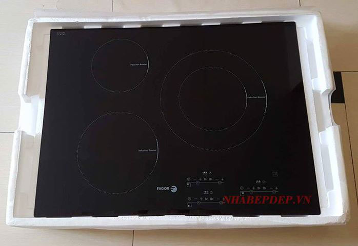 Mặt trước của bếp